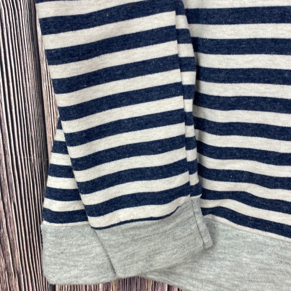 Double-Hooded Sweatshirt - Picture 9 of 12